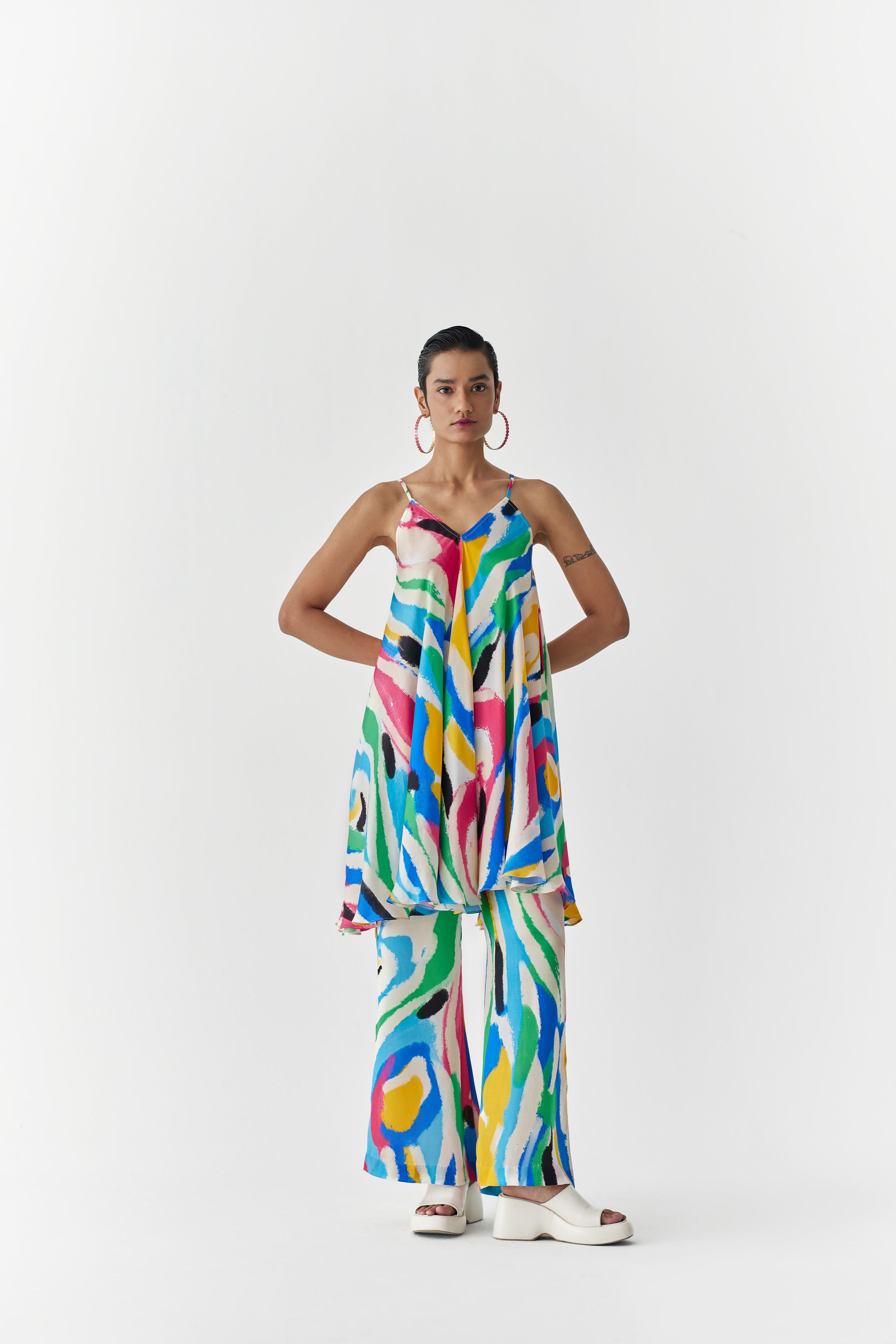 BRUSHSTROKE STRAPPY KURTA & FLARED TROUSERS CO-ORD