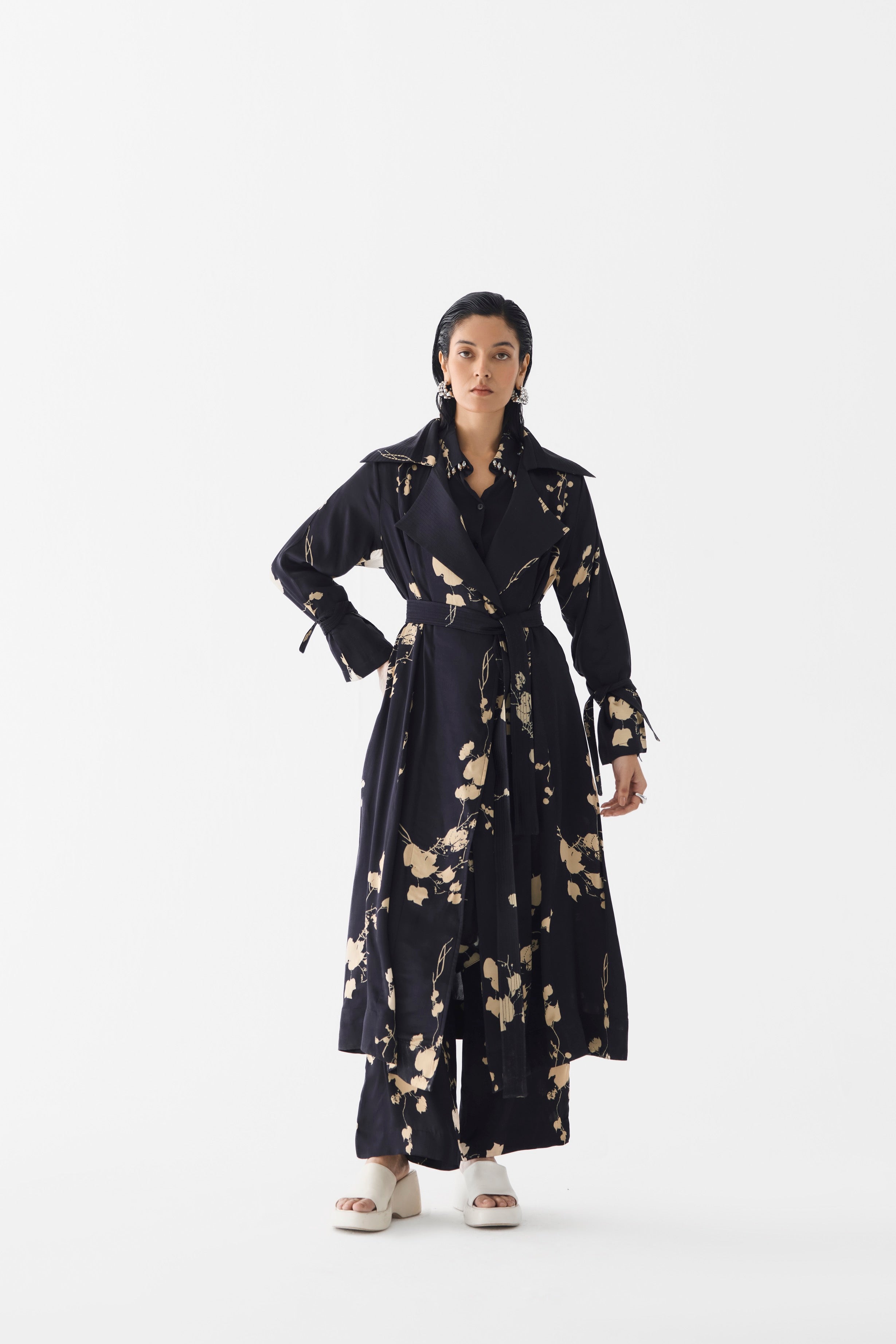 BLACK SAKURA TRENCH COAT