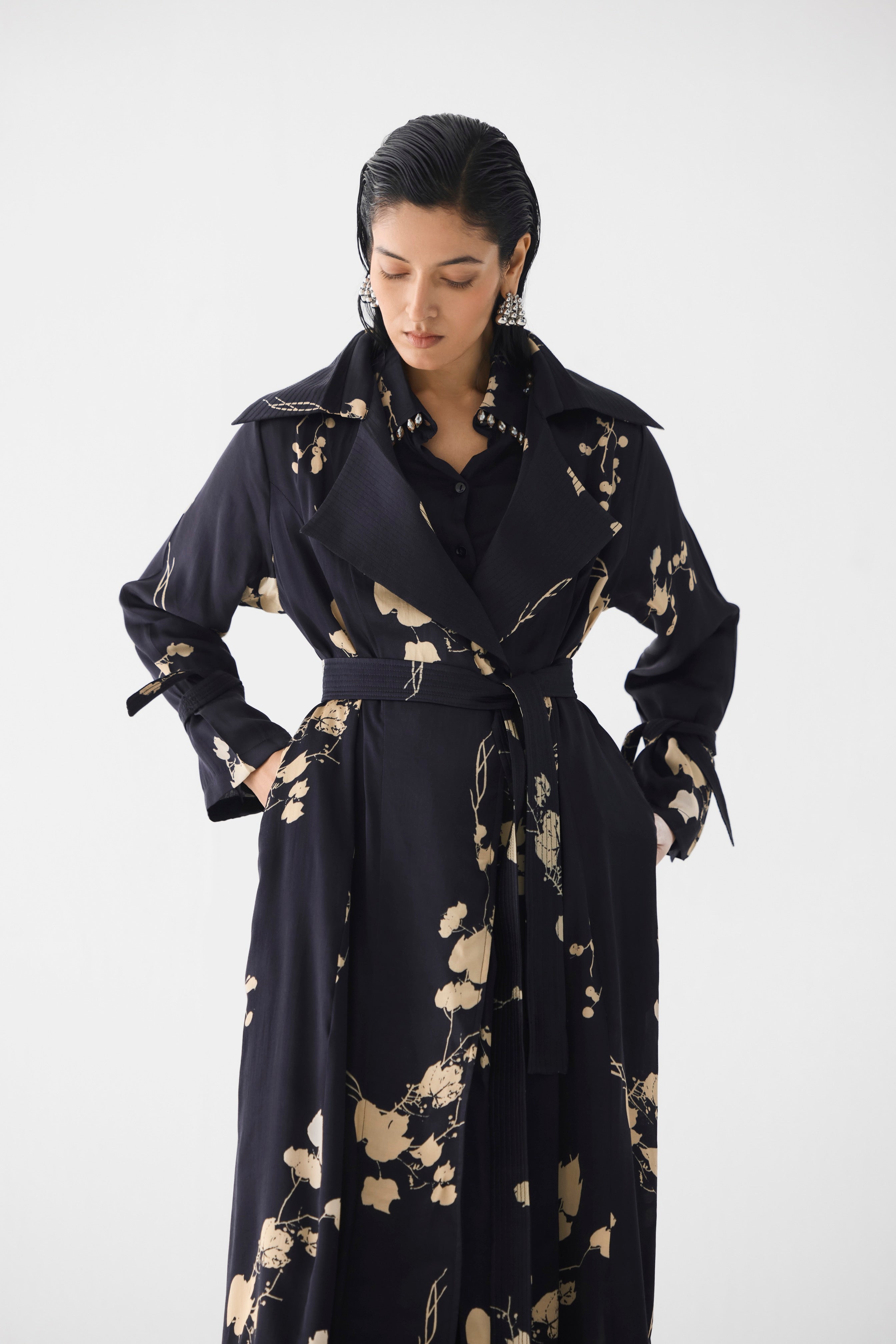 BLACK SAKURA TRENCH COAT