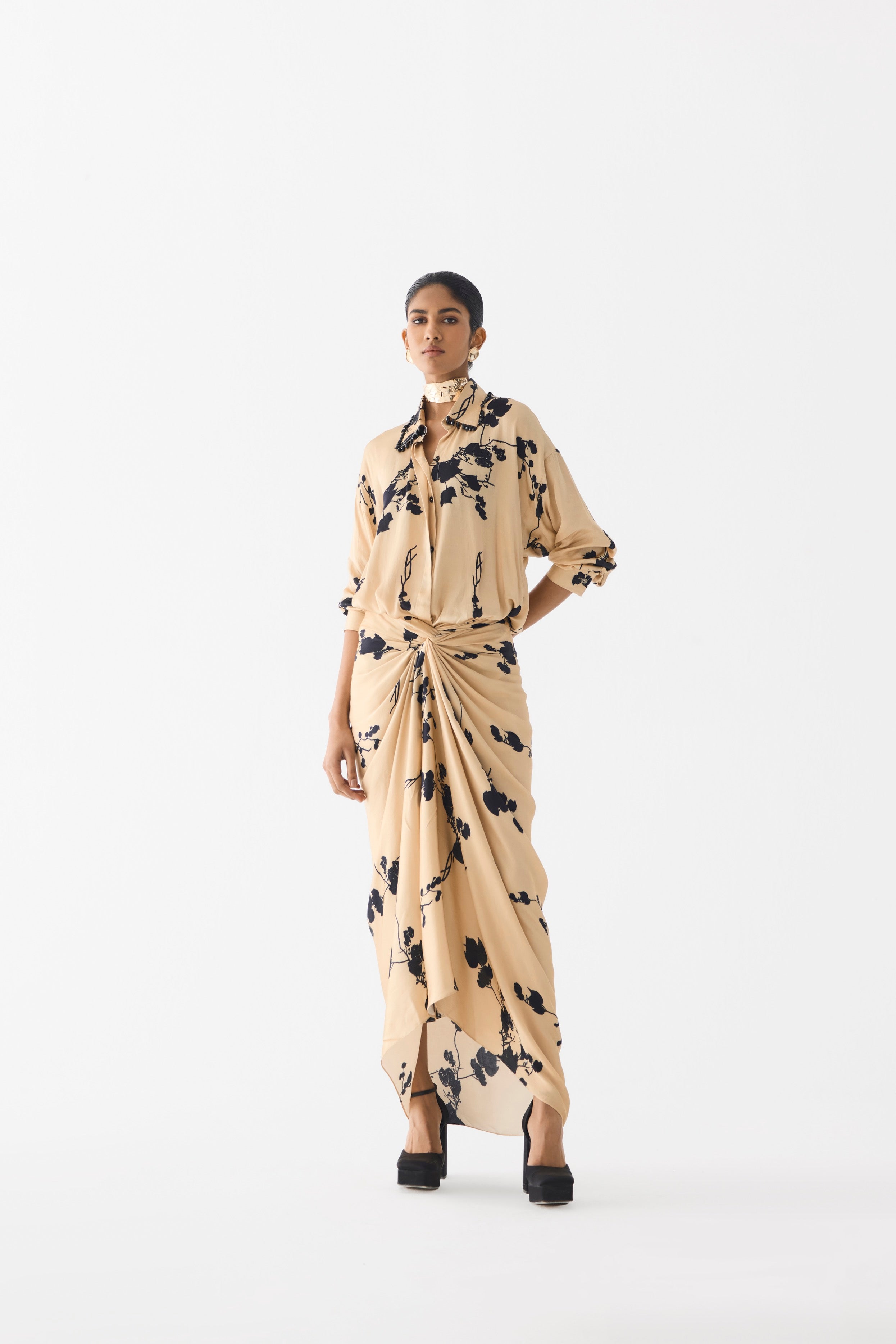 CREAM SAKURA SHIRT DRESS