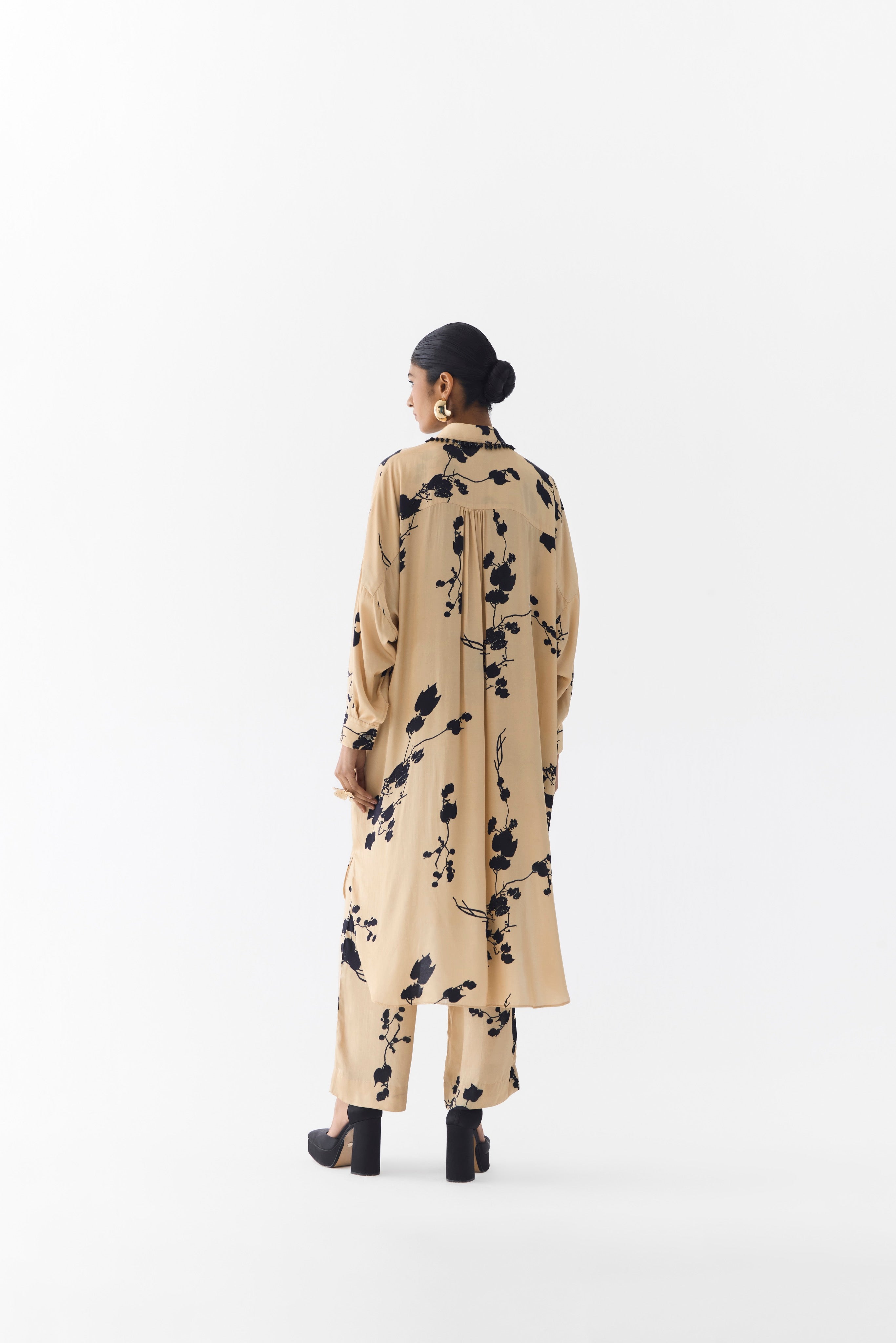 CREAM SAKURA KURTA SHIRT & PANTS