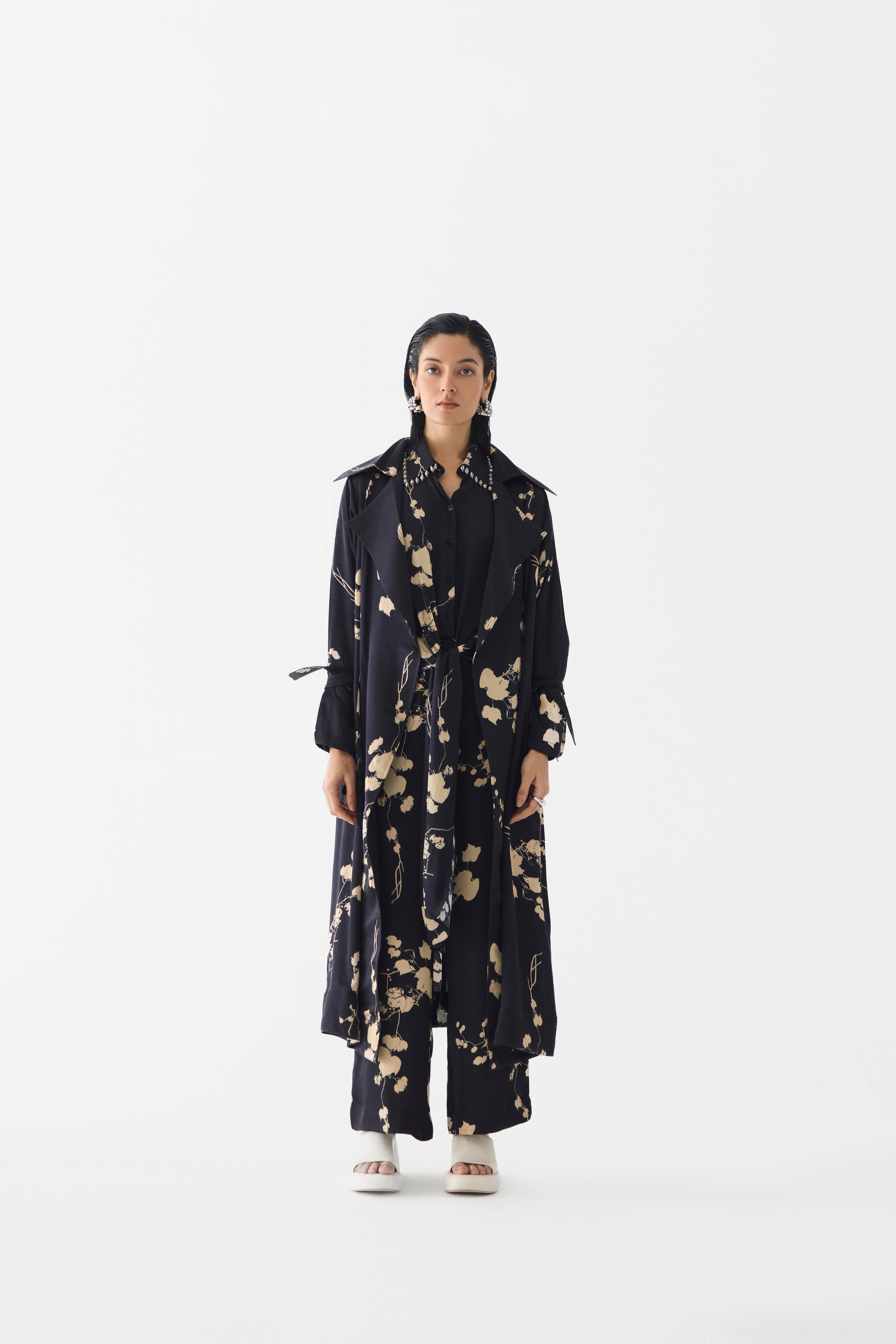BLACK SAKURA TRENCH COAT